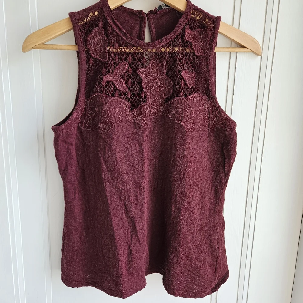 Lucky Brand Women's Lace Mock Neck Top￼ - Picture 3 of 16